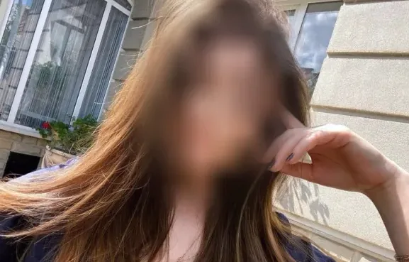 Alberte, 19