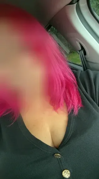 Anne, 37