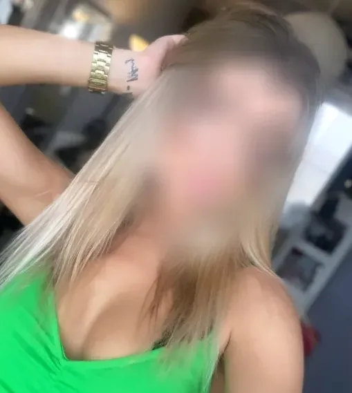 Helle, 21