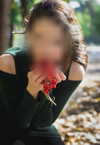 Isabella, 39