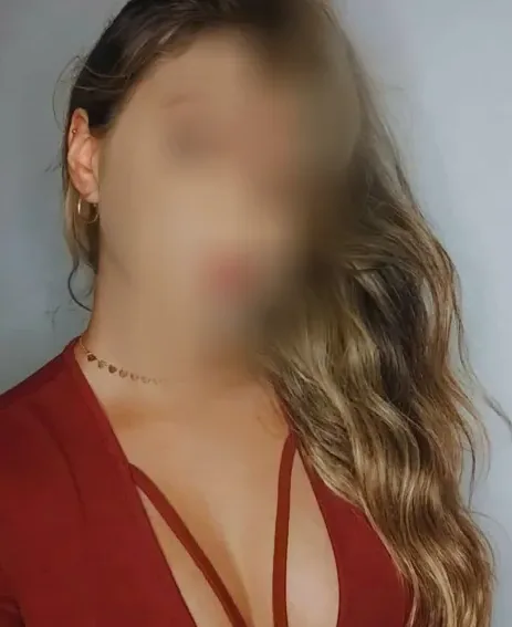 Karla, 23