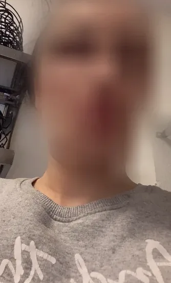 Merle, 29